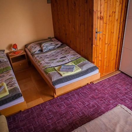 Apartman Strba Apartment Exterior photo